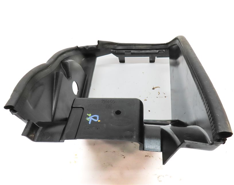 Thumbnail 5: 2014 RANGE ROVER SPORT (L494) 5.0L SUPER ENGINE RIGHT AUXILIARY RADIATOR SHROUD