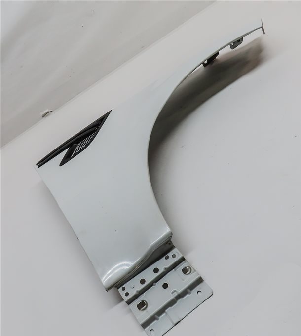 Thumbnail 3: 14-17 RANGE ROVER SPORT L494 FRONT RIGHT PASSENGER FENDER w/GRILLE (White)