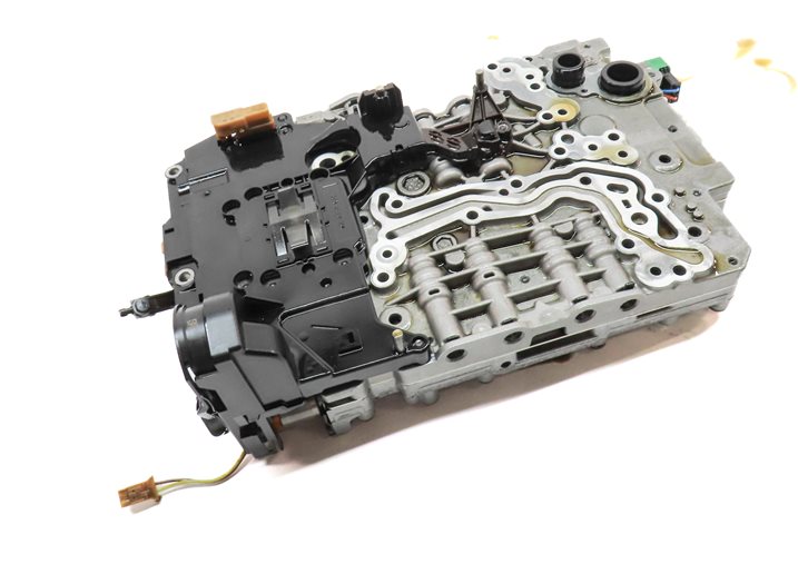 Thumbnail 3: 2013-2016 RANGE ROVER SPORT (L494) SUPERCHARGED VALVE BODY (AUTO START STOP)