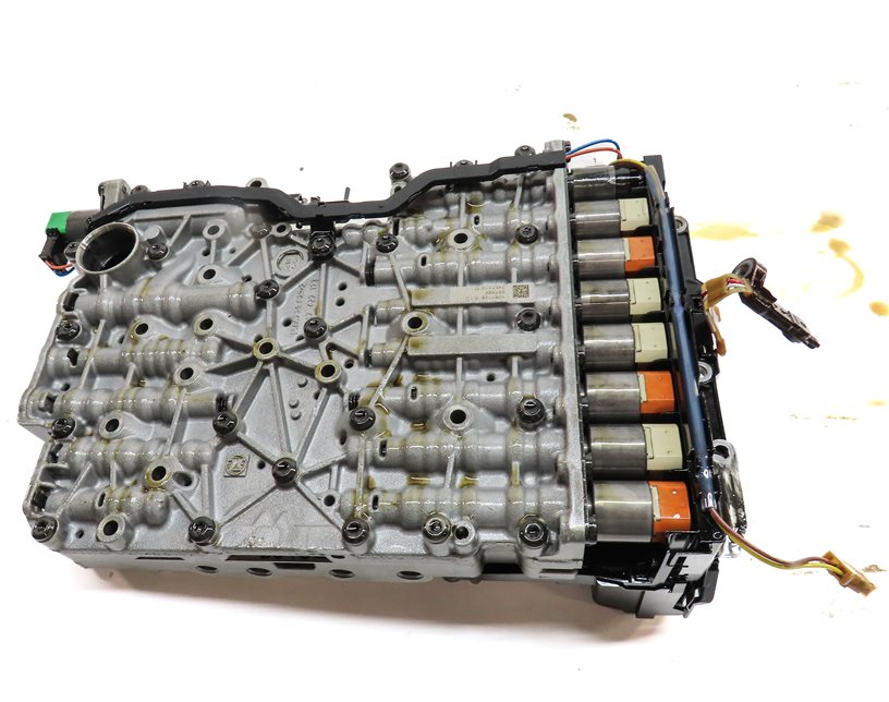 Thumbnail 5: 2013-2016 RANGE ROVER SPORT (L494) SUPERCHARGED VALVE BODY (AUTO START STOP)