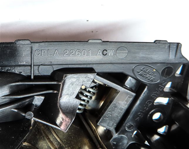 Thumbnail 6: 13-22 ROVER SPORT DISCOVERY L404 L462 L494 FRONT OR REAR LEFT INTERIOR HANDLE