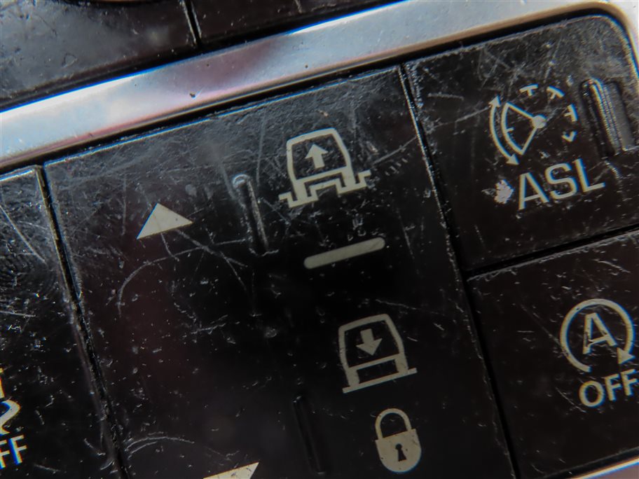 Thumbnail 8: 14 RANGE ROVER SPORT L494 TERRAIN HILL DESCENT RIDE HEIGHT SELECT CONTROL SWITCH