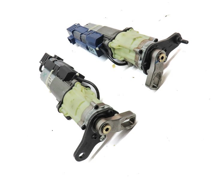 Thumbnail 3: 09-14 AUDI Q5 SQ5 (B8 8R) LEFT & RIGHT REAR TRUNK LIFT LIFTGATE ASSIST MOTOR SET