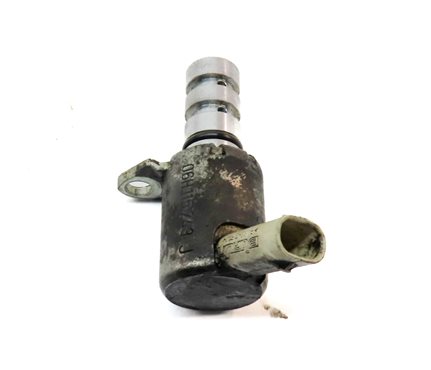 Thumbnail 2: 2013 AUDI Q5 (B8 8R) VVT VARIABLE VALVE TIMING SOLENOID OIL PRESSURE SENSOR