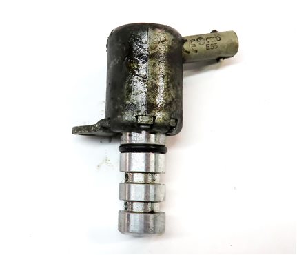 Thumbnail 4: 2013 AUDI Q5 (B8 8R) VVT VARIABLE VALVE TIMING SOLENOID OIL PRESSURE SENSOR