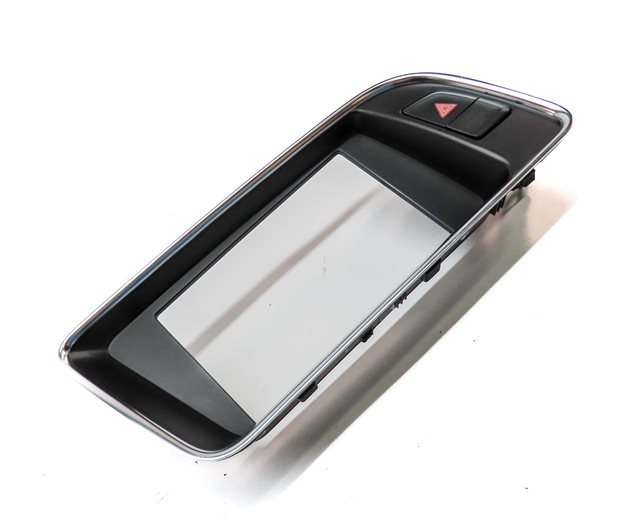 Thumbnail 3: 2013 AUDI Q5 (B8 8R) FRONT GPS INFORMATION DISPLAY SCREEN TRIM w/ SWITCHES