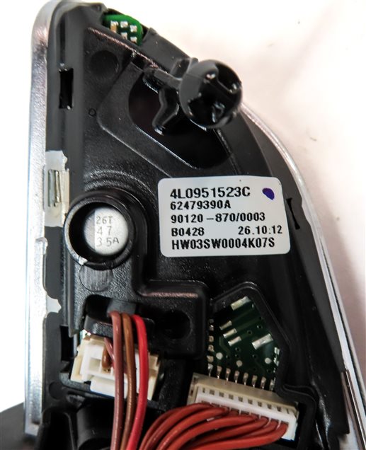 Thumbnail 6: 2013 AUDI Q5 (B8 8R) LEFT & RIGHT STEERING WHEEL SWITCH BUTTON SET w/ TRIM