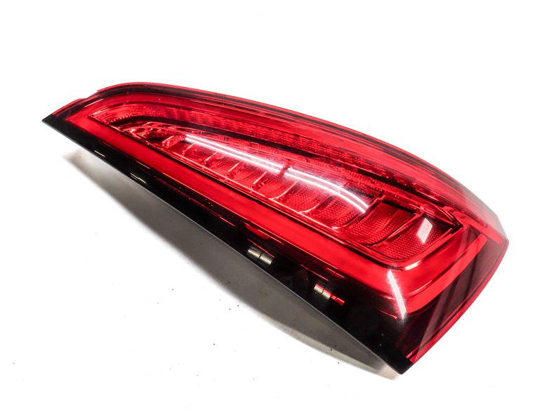 2013-2017 AUDI Q5 SQ5 (B8 8R) RIGHT PASSENGER TAILLIGHT BRAKE LIGHT LAMP (LED)
