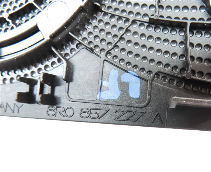 Thumbnail 12: 2013 AUDI Q5 (B8 8R) FRONT & REAR DOOR BANG & OLUFSEN SPEAKER GRILLE TRIM SET