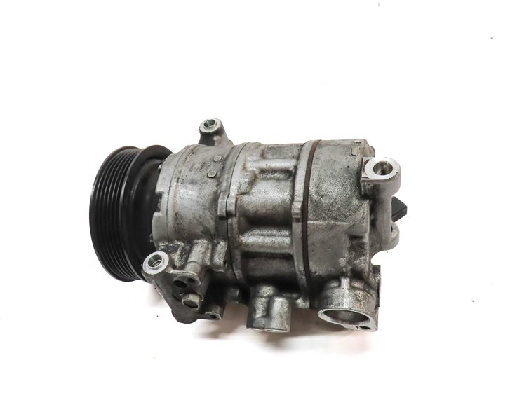Thumbnail 4: 17-20 AUDI A4 A5 A6 (B9 F5 8W 8WS) 2.0L CYMC TURBO ENGINE A/C COMPRESSOR PUMP