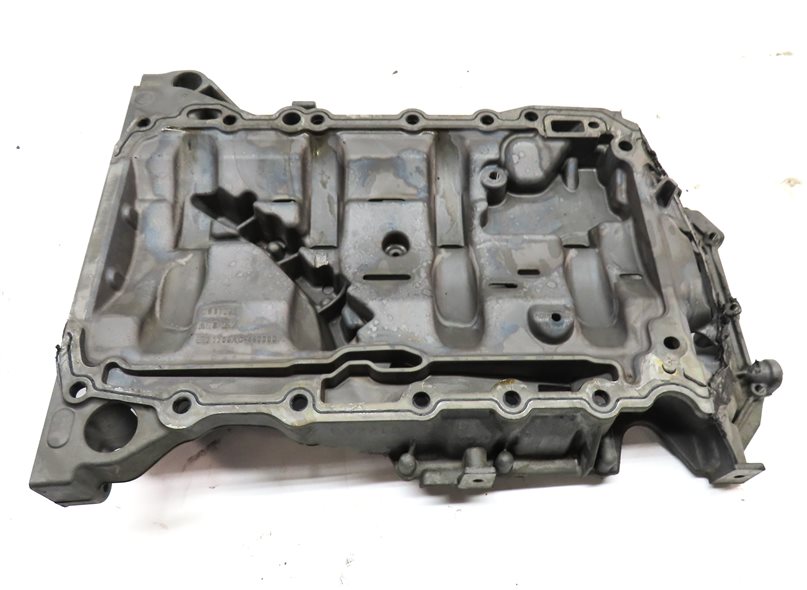 Thumbnail 6: 13-17 AUDI A4 A5 A6 Q5 (B8 C7 8K 8T 8R) 2.0L TURBO ENGINE UPPER OIL FLUID PAN