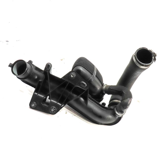Thumbnail 3: 2013 AUDI Q5 (B8 8R) 2.0L CPMA ENGINE INTERCOOLER DAMPER PRESSURE PIPE ASSEMBLY