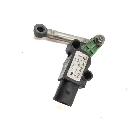 Thumbnail 3: 2016 PORSCHE CAYENNE (958) FRONT LEFT DRIVER SUSPENSION HEIGHT LEVEL SENSOR