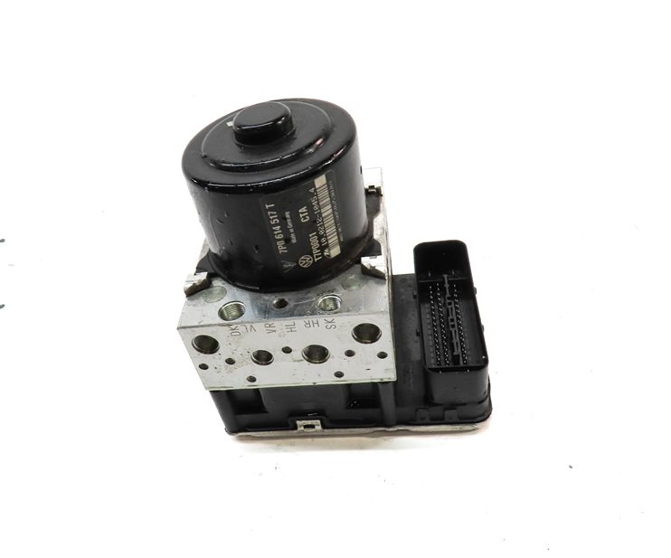 Thumbnail 2: 2015-2018 PORSCHE CAYENNE (958) ABS ANTI LOCK BRAKE PUMP w/ MODULE