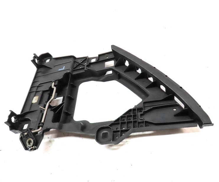 Thumbnail 2: 2016 PORSCHE CAYENNE (958) FRONT LEFT DRIVER HEADLIGHT MOUNT BRACKET