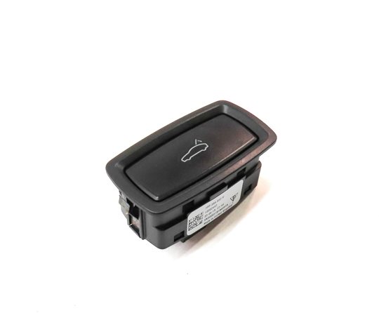 Thumbnail 3: 2016 PORSCHE CAYENNE (958) REAR TRUNK HATCH TAILGATE DECKLID AUTO CLOSE SWITCH