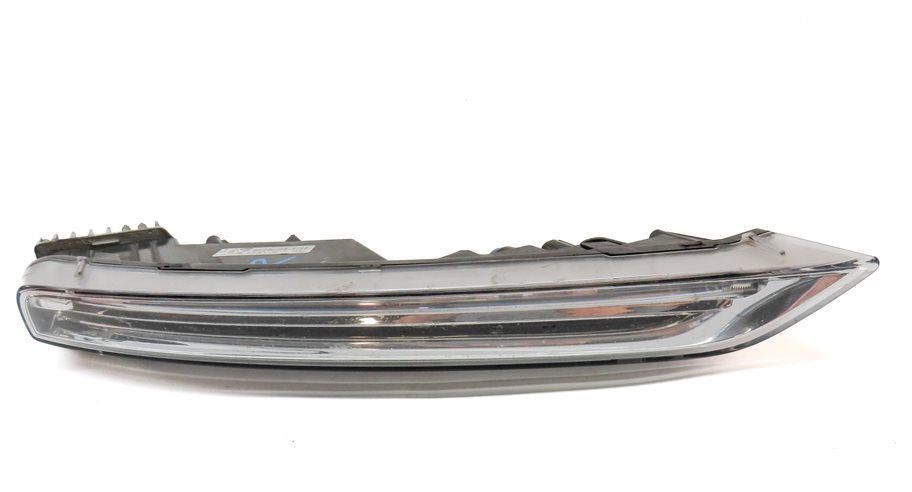 Thumbnail 2: 2015-2018 CAYENNE (958) RIGHT PASSENGER DRL FOGLIGHT DAYTIME RUNNING LIGHT LAMP