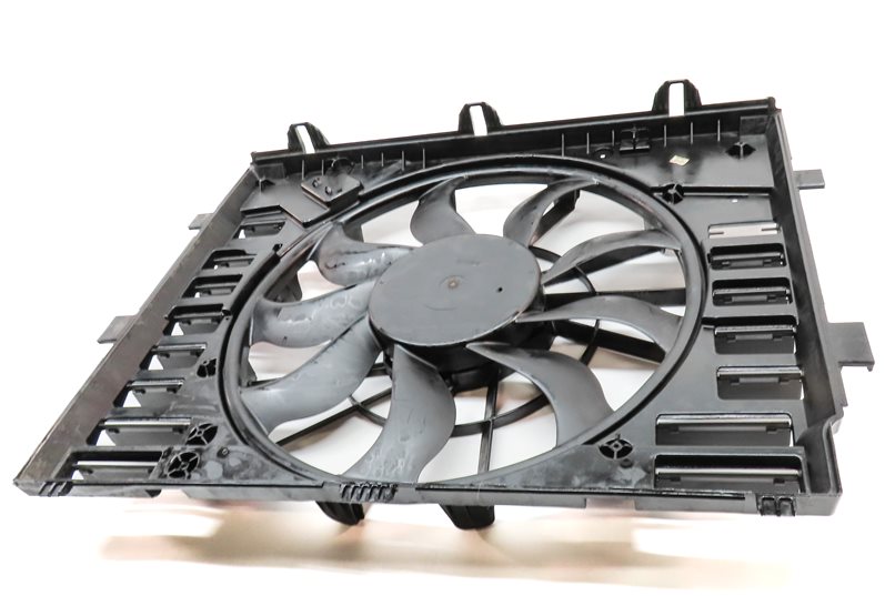 Thumbnail 2: 2011-2018 PORSCHE CAYENNE (958) 3.0L DIESEL & 4.8L ENGINE RADIATOR COOLING FAN