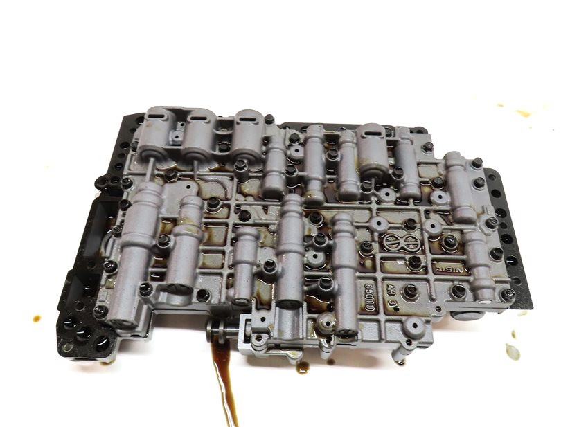 Thumbnail 6: 2011-2018 PORSCHE CAYENNE (958) S / GTS / BASE AUTO TRANSMISSION VALVE BODY