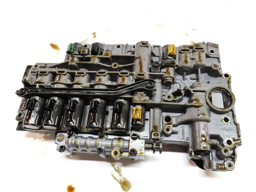 Thumbnail 8: 2011-2018 PORSCHE CAYENNE (958) S / GTS / BASE AUTO TRANSMISSION VALVE BODY