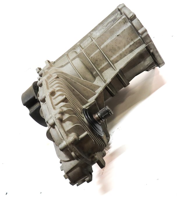 Thumbnail 3: 2013-2016 PORSCHE CAYENNE (958) 3.0L DIESEL FRONT TRANSFER CASE ASSEMBLY