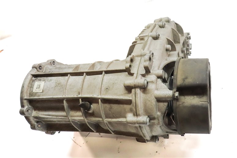 Thumbnail 4: 2013-2016 PORSCHE CAYENNE (958) 3.0L DIESEL FRONT TRANSFER CASE ASSEMBLY