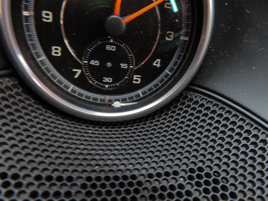 Thumbnail 8: 2016 PORSCHE CAYENNE (958) FRONT CENTER DASH SPEAKER GRILLE TRIM w/ ANALOG CLOCK