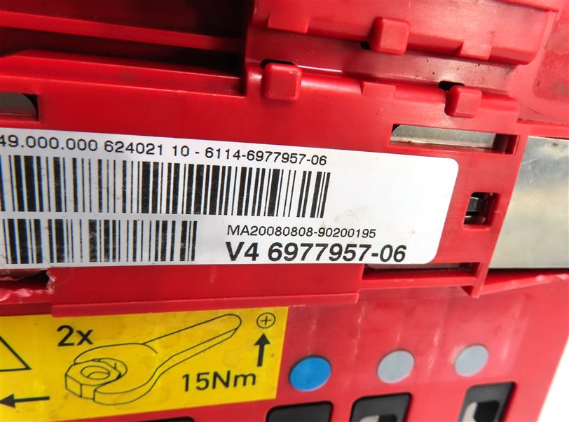 Thumbnail 6: 2009 BMW X6 (E71) 4.4L (N63) POSITIVE BATTERY TERMINAL POWER DISTRIBUTION PLATE