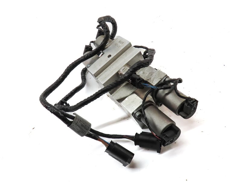 Thumbnail 3: 2009 BMW X6 (E71) 4.4L (N63) DYNAMIC DRIVE SUSPENSION CONTROL VALVE BLOCK