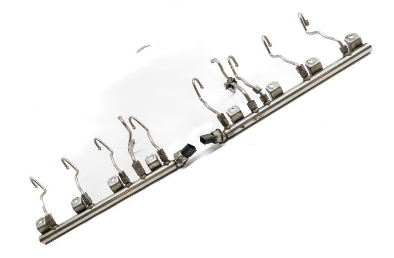 Thumbnail 3: 2009 BMW X6 (E71) 4.4L (N63) LEFT & RIGHT ENGINE FUEL RAIL SET w/LINES