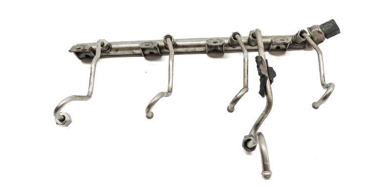 Thumbnail 5: 2009 BMW X6 (E71) 4.4L (N63) LEFT & RIGHT ENGINE FUEL RAIL SET w/LINES