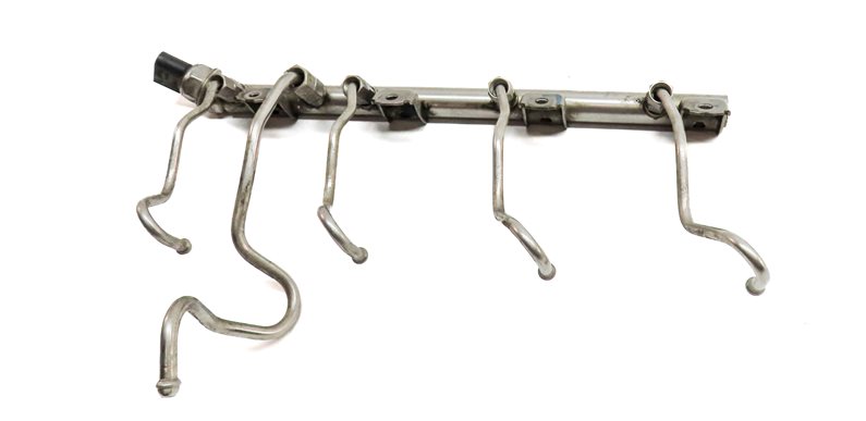Thumbnail 8: 2009 BMW X6 (E71) 4.4L (N63) LEFT & RIGHT ENGINE FUEL RAIL SET w/LINES