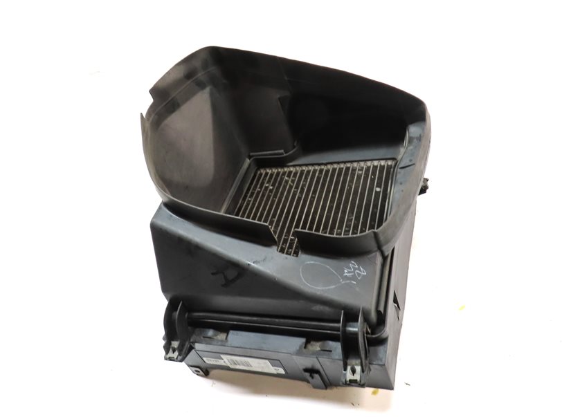 Thumbnail 4: 2008-2014 BMW X5 X5M X6 X6M (E70 E71) 3.0L / 4.4L TWIN TURBO AUXILIARY RADIATOR