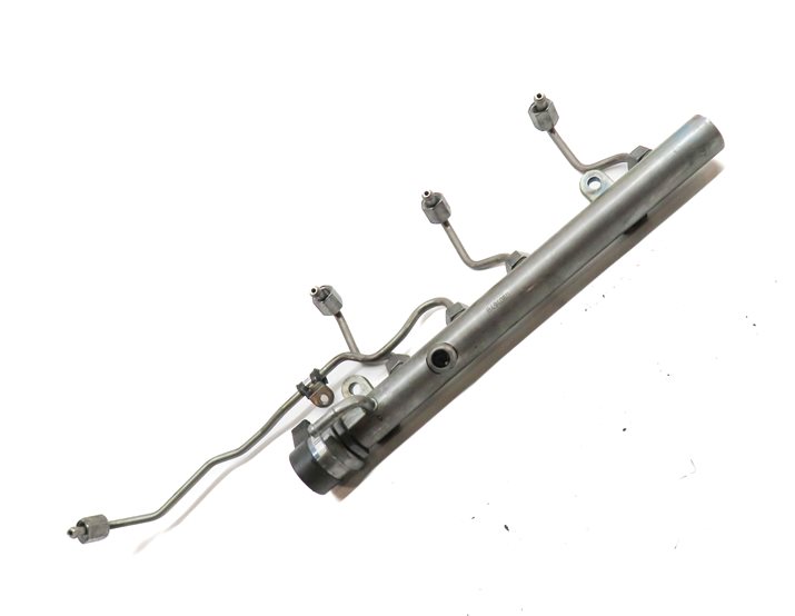 Thumbnail 3: 2013 MERCEDES ML350 (W166) 3.0L DIESEL (642.826) ENGINE LEFT FUEL RAIL w/LINES