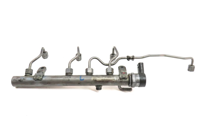 Thumbnail 5: 2013 MERCEDES ML350 (W166) 3.0L DIESEL (642.826) ENGINE LEFT FUEL RAIL w/LINES