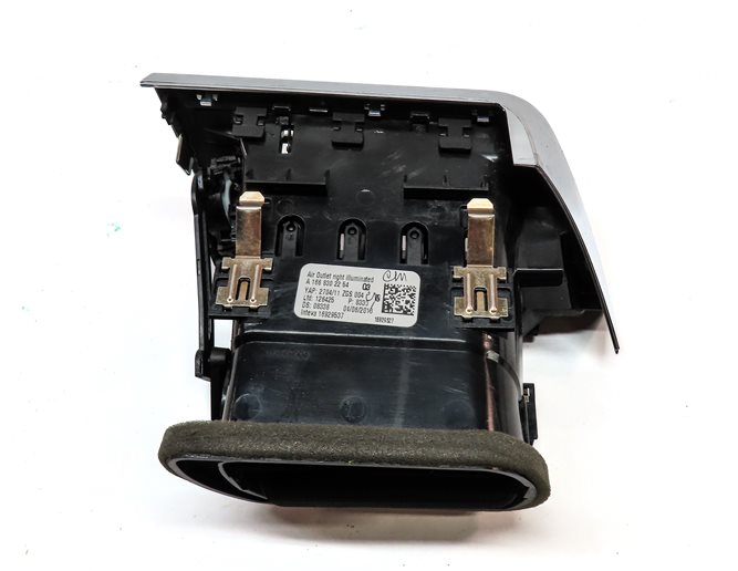 Thumbnail 6: 2013 MERCEDES ML350 (W166) FRONT RIGHT PASSENGER DASH HEAT AIR AC VENT (Black)