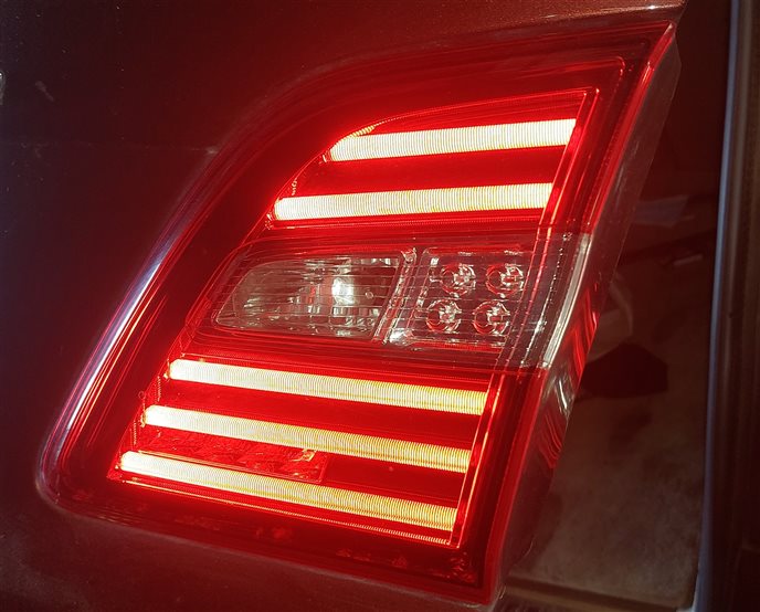 Thumbnail 2: 12-15 MERCEDES ML CLASS (W166) RIGHT PASSENGER REAR INNER TAILLIGHT LIGHT LAMP
