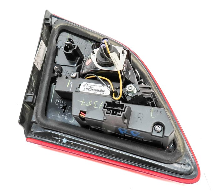 Thumbnail 5: 12-15 MERCEDES ML CLASS (W166) RIGHT PASSENGER REAR INNER TAILLIGHT LIGHT LAMP