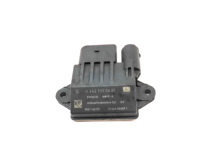 Thumbnail 2: 07-13 MERCEDES E320 E350 GL350 ML350 S350 R320 R350 DIESEL GLOW PLUG MODULE