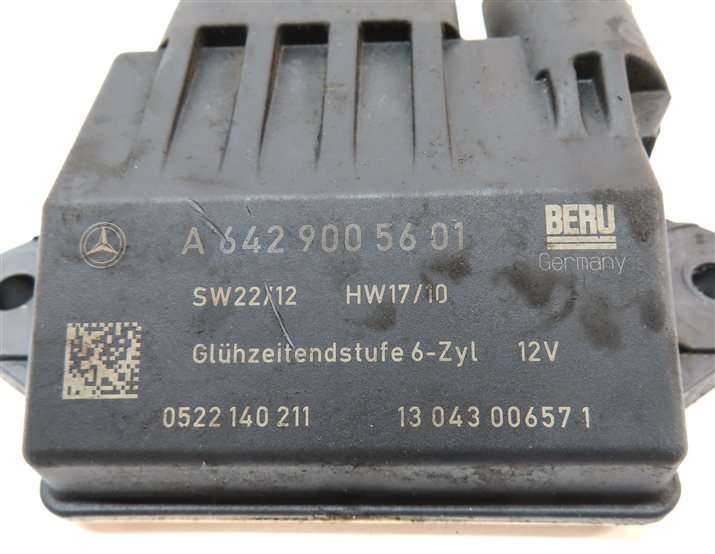Thumbnail 5: 07-13 MERCEDES E320 E350 GL350 ML350 S350 R320 R350 DIESEL GLOW PLUG MODULE