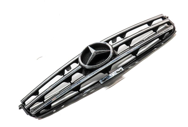 Thumbnail 3: 2012-2015 MERCEDES ML250 ML350 ML400 ML550 (W166) FRONT UPPER CENTER GRILLE TRIM