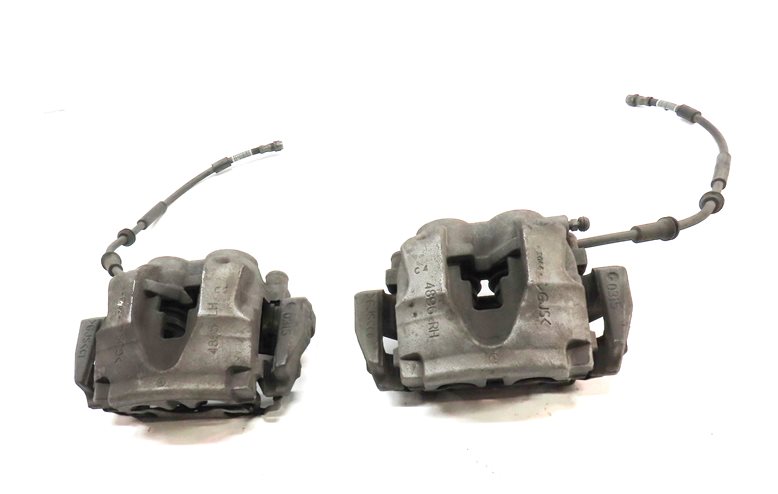 Thumbnail 2: 2012-2019 MERCEDES GL350 GL450 GLS350 ML350 (W166 X166) FRONT BRAKE CALIPER SET