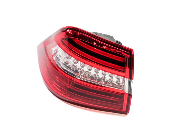 12-15 MERCEDES ML CLASS (W166) LEFT DRIVER REAR LED TAILLIGHT BRAKE LIGHT LAMP