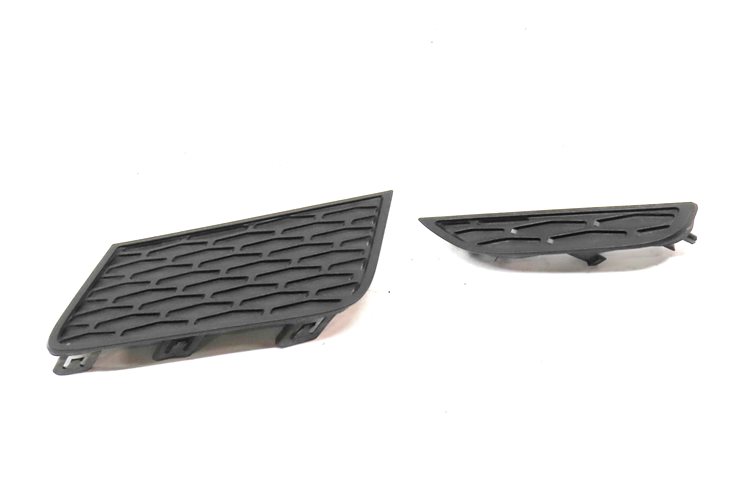 Thumbnail 2: 15 RANGE ROVER EVOQUE (L538) FRONT LEFT LOWER BUMPER FOG LIGHT TRIM GRILLE SET/2