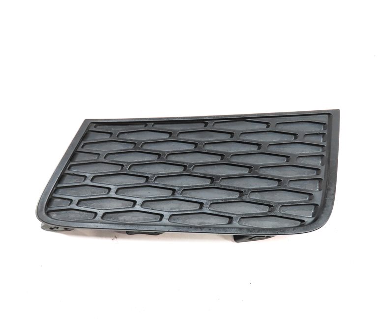 Thumbnail 4: 15 RANGE ROVER EVOQUE (L538) FRONT LEFT LOWER BUMPER FOG LIGHT TRIM GRILLE SET/2