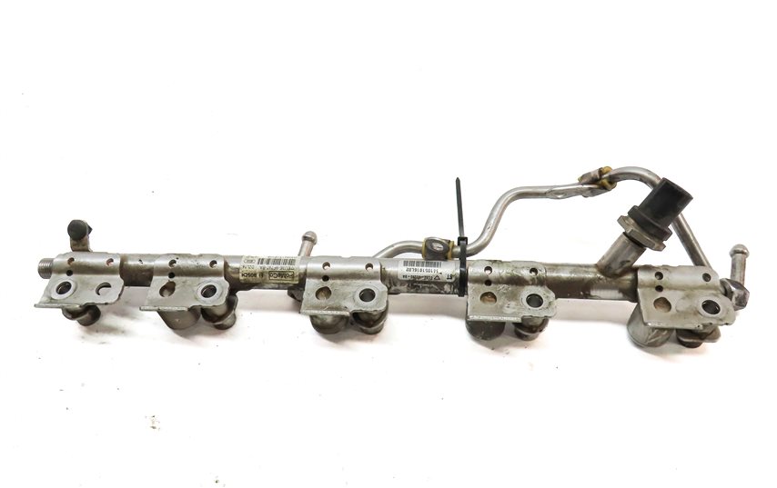 Thumbnail 4: 2015 RANGE ROVER EVOQUE (L538) 2.0L ENGINE MOTOR FUEL RAIL w/ PRESSURE SENSOR