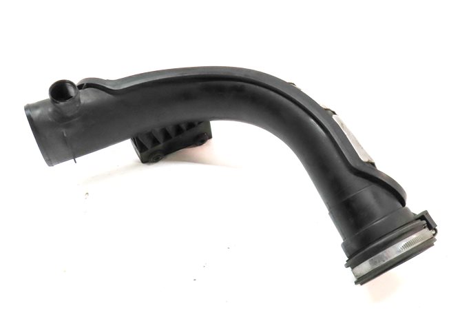 Thumbnail 2: 2015 RANGE ROVER EVOQUE (L538) 2.0L ENGINE AIR INTAKE HOSE PIPE
