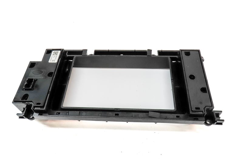 Thumbnail 6: 15 RANGE ROVER EVOQUE (L538) FRONT CENTER DASH INFORMATION SCREEN CONTROL PANEL