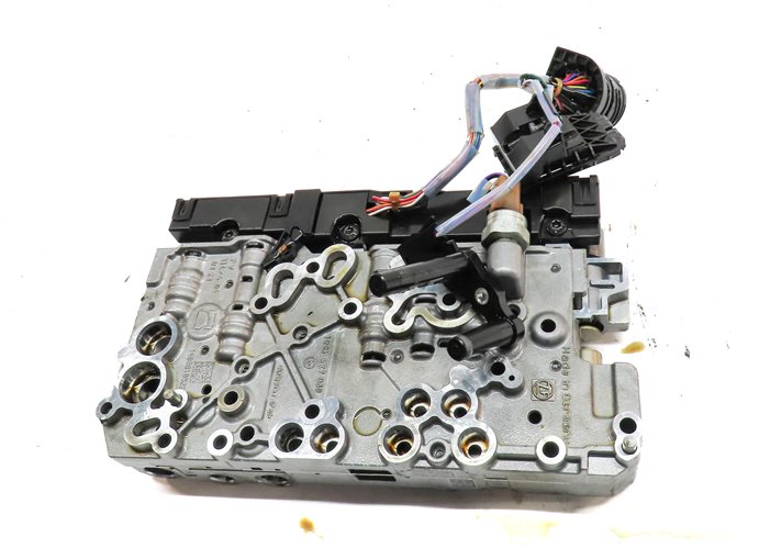 Thumbnail 4: 2014-2017 RANGE ROVER EVOQUE DISCOVERY SPORT (L538 L550) TRANSMISSION VALVE BODY