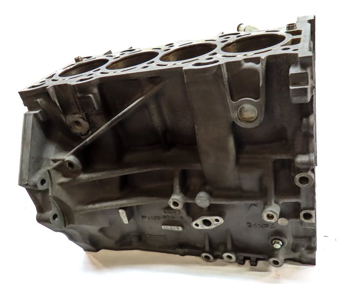 Thumbnail 2: 12-17 LAND ROVER LR2 DISCOVERY SPT EVOQUE (L538 L550) 2.0L TURBO CYLINDER BLOCK